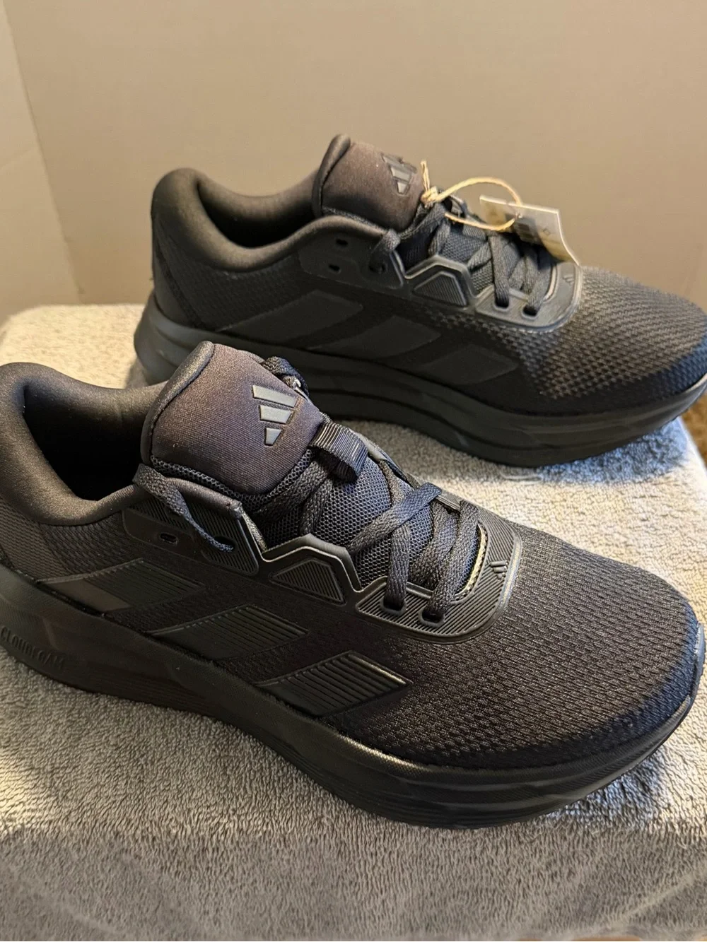 Breathable Mesh Size 7.5 NWT Adidas Galaxy 7 M Running Shoes